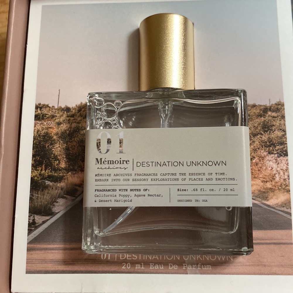 MEMOIRE ARCHIVES Destination Unknown Eau De Parfum midi new